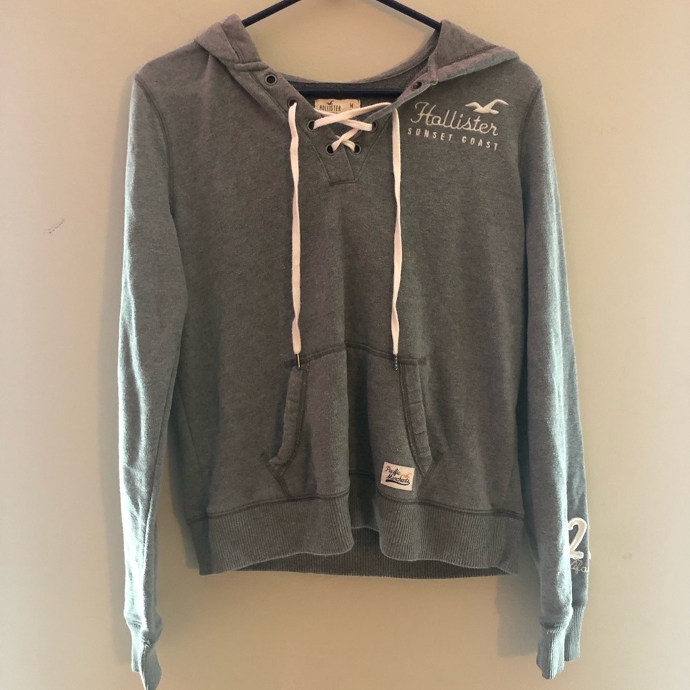 Hollister sweatshirt